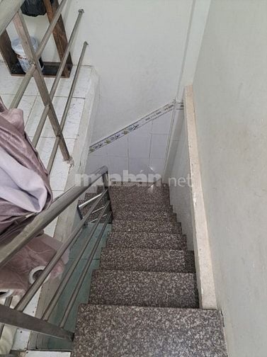 Bán nhà hẻm 6m Hòa Bình, Quận 11, 33m2, cực rẻ, chỉ 2 tỷ 99 