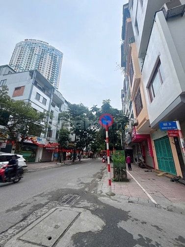 Phố Ngọc Lâm – Long Biên – Ô TÔ – 125 M2 – 3 T – MT 7 M – Giá 24.8 Tỷ.