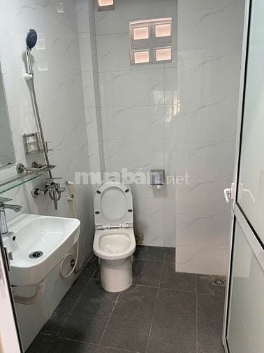 Chính chủ bán 60m2, phố Chân Cầm vị trí kim cương trung tâm Hoàn Kiếm