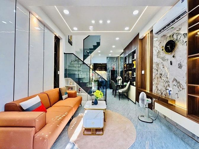 Chỉ 1 tỷ 690 Đ Thích Quảng Đức P.Đức Nhuận Nhà 1T1L 2 PN. 32 m2 . SHR