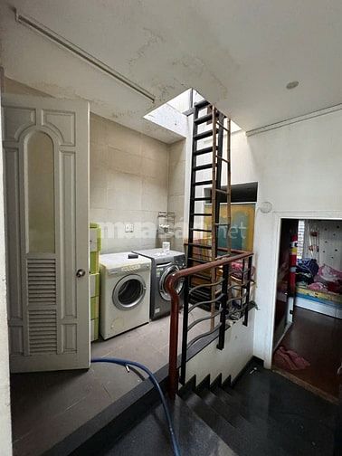 BÁN NHÀ MẶT TIỀN ĐƯỜNG PHAN ĐÌNH PHÙNG, Q. PHÚ NHUẬN 