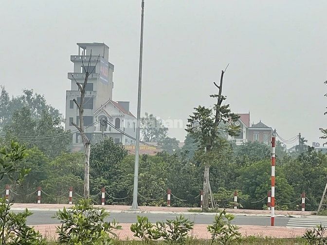 CHÍNH CHỦ, BÁN NHÀ MẶT ĐƯỜNG 21B, thị trấn Vân Đình, DT 172m2, nở hậu