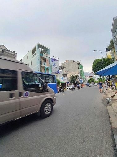 GIẢM 5 TỶ - Bán nhà MT Gò Dầu .DT 7x32- 4 Tầng- Chỉ 31.5 TỶ Quá rẻ