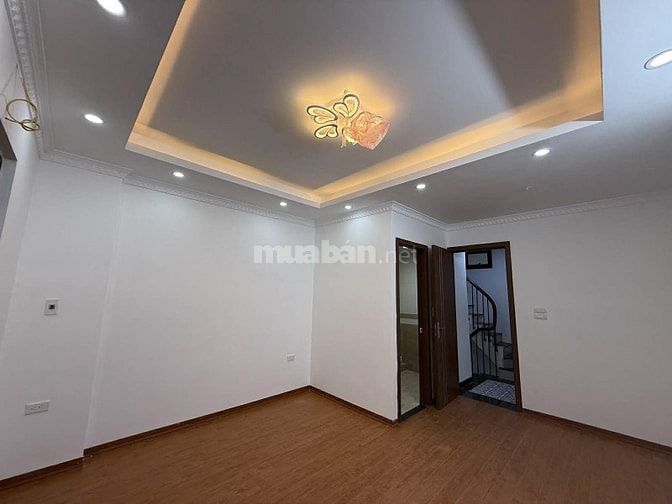 BÁN NHÀ XUÂN ĐỈNH-5 TÂNG- MT 4.2M- THANG MÁY- Ô TÔ ĐÀU NGÕ