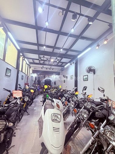 Chính chủ Em Bán nhà mặt phố, 1 mặt tiền 1 mặt thoáng, kinh doanh tốt