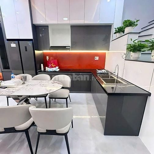 Hàng Hiếm Nhà 2 Tầng 2 Mặt Kiệt Full Nội Thất - Ô Tô Tận Cửa 