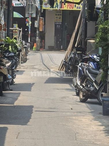 Hàng Hiếm Nhà 2 Tầng 2 Mặt Kiệt Full Nội Thất - Ô Tô Tận Cửa 