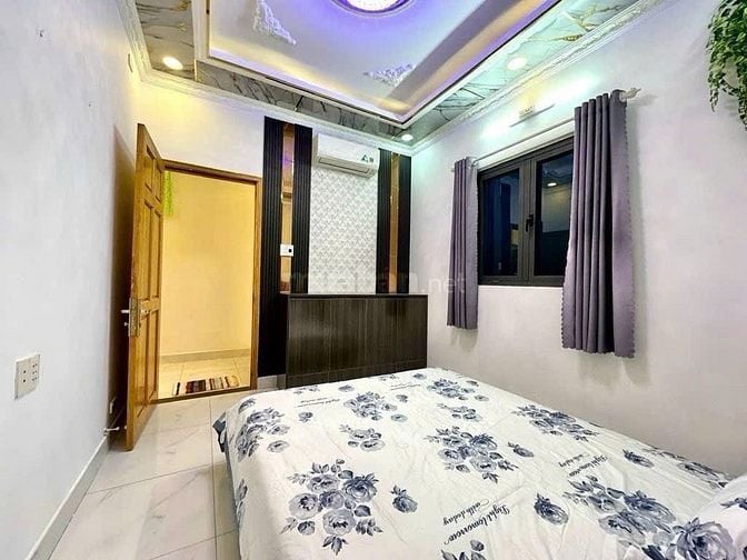 NHÀ ĐẸP LUNG LINH  – NGANG 5,2M – HẺM XE HƠI 6M CHỈ 7 TỶ
