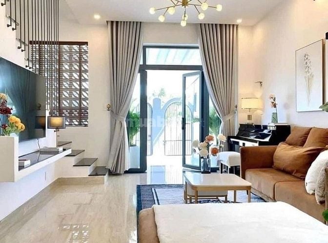 Bán nhà hẻm 1/ Tạ Quang Bửu Q8