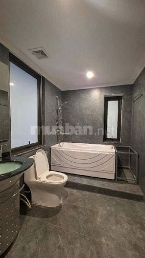 NHÀ MỚI  PHẠM VĂN ĐỒNG- XUÂN ĐỈNH –LÔ GÓC, 2 THOÁNG- Ô TÔ VÀO NHÀ -VỪA