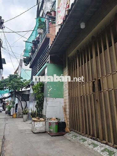 Nhà đường Lộ Tẻ ngay chợ Bà Hom 32m2 giá chỉ 1,98T