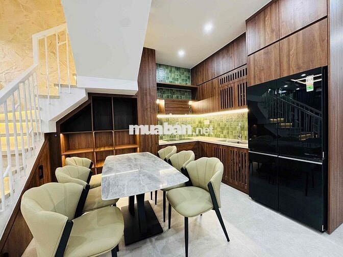 Homestay Cao Cấp Huyền Trân Công Chúa Khu Du Lịch Nổi Tiếng