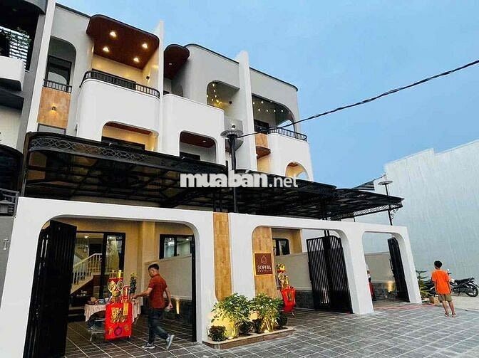 Homestay Cao Cấp Huyền Trân Công Chúa Khu Du Lịch Nổi Tiếng