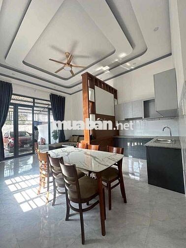 NHÀ MỚI  CHÍNH CHỦ– ĐOÀN KẾT, HÒA PHÚ  – SÁT QL 14, TRƯỜNG MN, C1,2