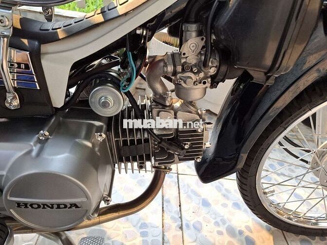Honda Dream Thái Đen