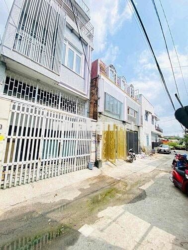 Nhà đẹp 4*17m 3PN hẻm 5m ô tô 2/ ngắn Quách Điêu Vĩnh Lộc A