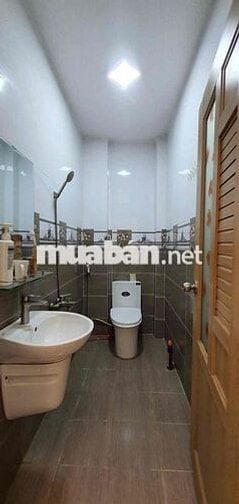 Cho thuê Nhà mặt tiền hẻm gần Bưu điện Đồng An,/TL43,p.Bình Chiểu 11tr