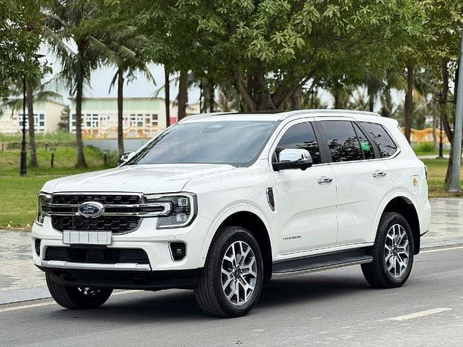 🆕 FORD EVEREST 4x4 TITANIUM  [ Date : 12.2024 / Odo : 49.999kilomet ]