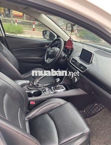 Mazda 3 2016 140000 km Trắng