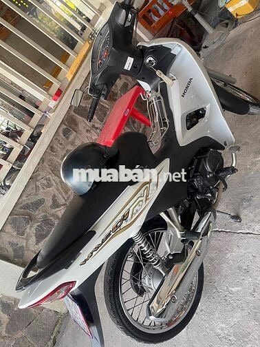 Honda Wave 2022 Trắng Đã sử dụng