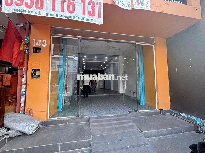 Mặt Bằng Mặt Tiền Nguyễn Thị Thập Rộng 125M2 Có Thêm 2 Phòng