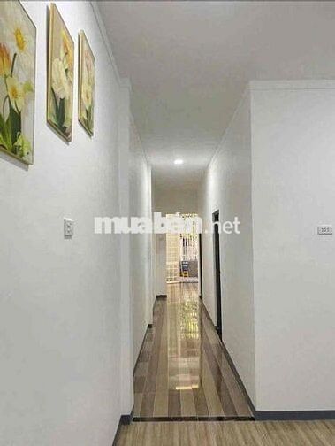 vợ chồng bỏ phố về quê cần bán gấp căn nhà 200m2 giá 350tr ở bến cát