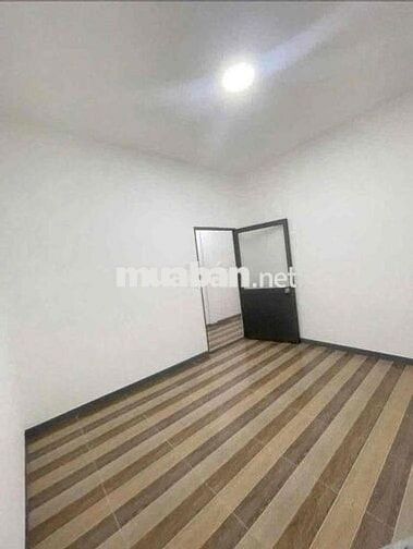 vợ chồng bỏ phố về quê cần bán gấp căn nhà 200m2 giá 350tr ở bến cát