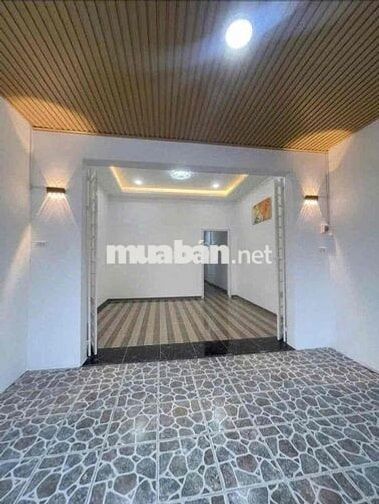 vợ chồng bỏ phố về quê cần bán gấp căn nhà 200m2 giá 350tr ở bến cát