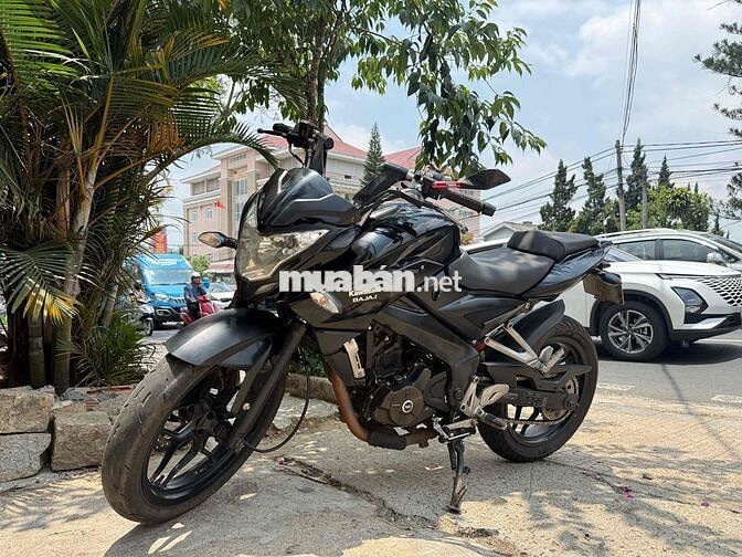Kawasaki 200cc Đen Thể thao