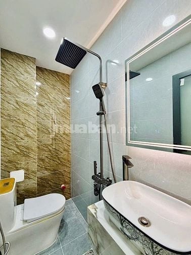 Hạ giá! Bán nhà 38m2 đường Vũ Tùng,Bình Thạnh.Gần chợ Bà Chiểu. 