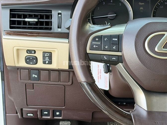 🆕 LEXUS ES250 • Đklđ : 2017 Date 2016 • Một chủ mua mới từ đầu
