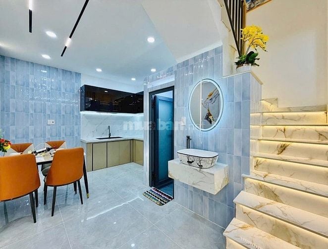Hạ giá! Bán nhà 38m2 đường Vũ Tùng,Bình Thạnh.Gần chợ Bà Chiểu. 