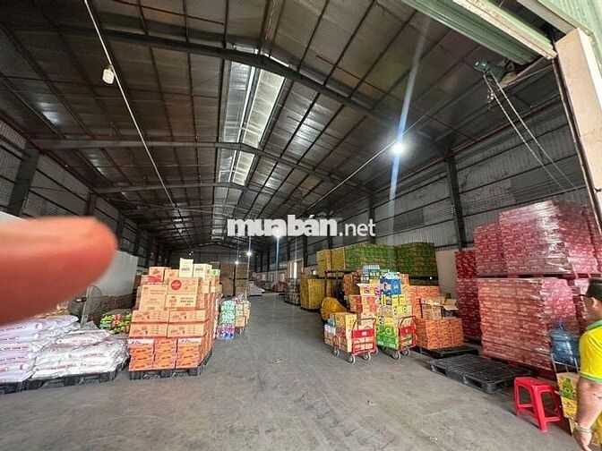 Cho thuê xưởng mặt tiền Nguyễn Cửu Phú gần KCN Tân Tạo, xe cont 24/24