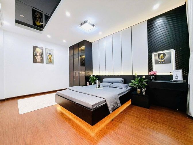 Bán Nhà Gần Phố Minh Khai, Hai Bà Trưng 31m, 4 tầng, mt 5.6m, 7.75 tỷ