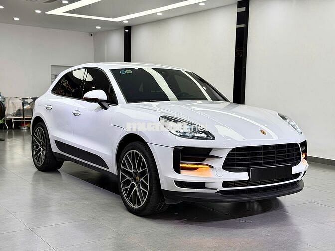PORSCHE MACAN MODEL 2022