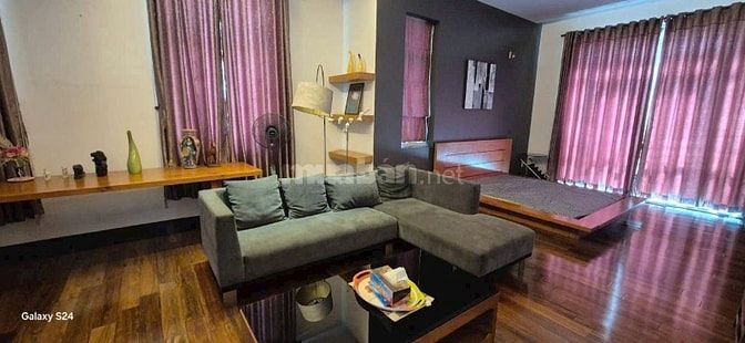 Bán biệt thự MT Đỗ Văn Thi, Hiệp Hòa, Biên Hòa: 25 x 47. giá 75 tỷ