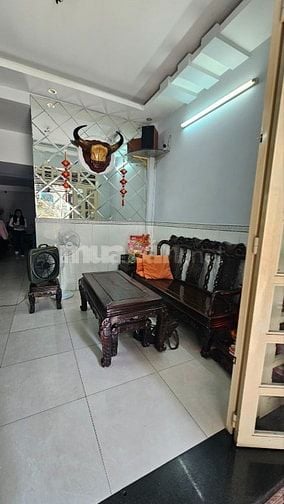 Bán nhà 399/21/15 Lý Thái Tổ 4x12m nở hậu 9m 1 trệt 3 lầu giá 7.65 tỷ