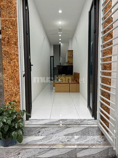 BÁN NHÀ CHÍNH CHỦ 3 TẦNG MỚI XÂY NGÕ VĂN HƯƠNG - TÔN ĐỨC THẮNG, HN