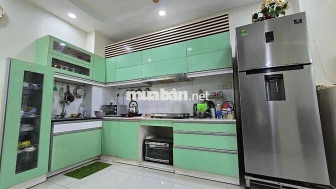 Nhà Đường Điện Biên Phủ, 4 Tầng, 4 P.Ngủ, hẻm 1 xẹt gần mặt tiền