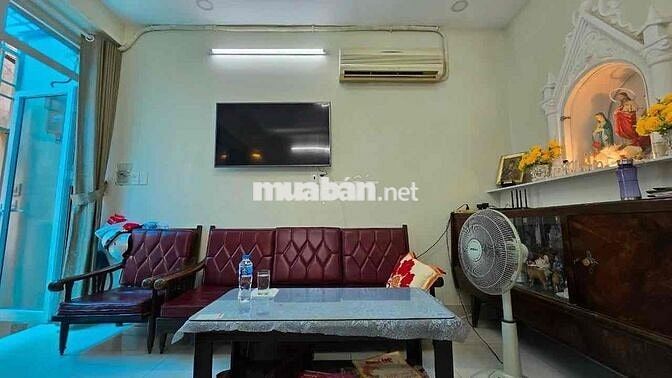 Nhà Đường Điện Biên Phủ, 4 Tầng, 4 P.Ngủ, hẻm 1 xẹt gần mặt tiền