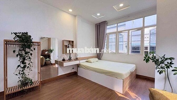 Studio Full Nội Thất - 40m2  Ngay Vòng xoay Lý Thái Tổ