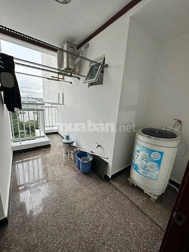 Cho thuê căn hộ 3 phòng ngủ 120m2 chỉ 12 triệu/tháng