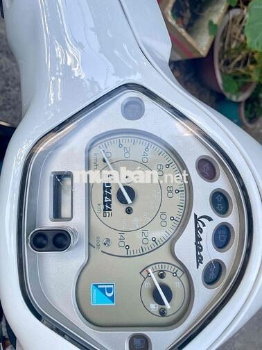 Vespa Lx 125 3v ie 2013 xe còn đẹp, máy êm