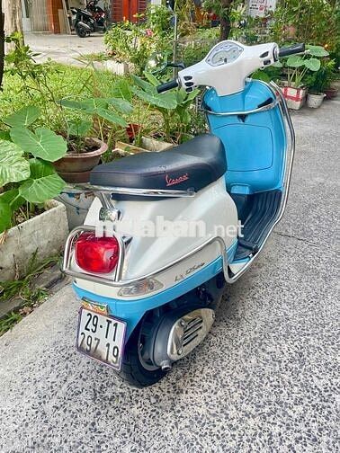 Vespa Lx 125 3v ie 2013 xe còn đẹp, máy êm