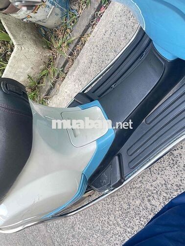 Vespa Lx 125 3v ie 2013 xe còn đẹp, máy êm