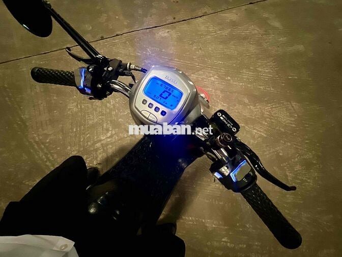 Yamaha cuxi 9 chủ
