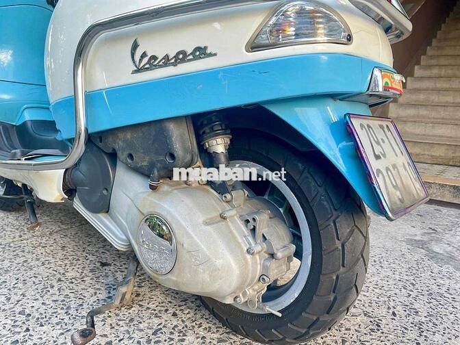 Vespa Lx 125 3v ie 2013 xe còn đẹp, máy êm