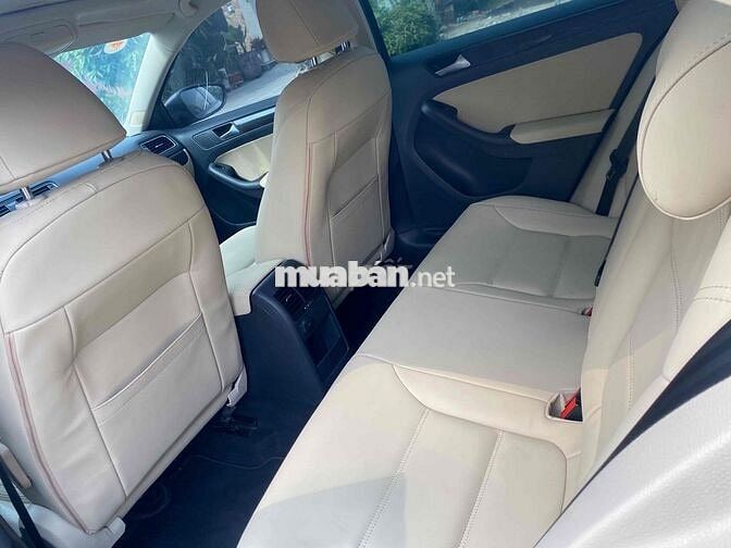 Volkswagen Jetta 1.4 TSI Xám