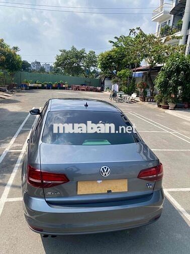 Volkswagen Jetta 1.4 TSI Xám