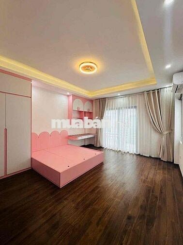 la nội dương nội hà đông 44m 5 tầng lô góc.cách 300m ra aeon hà đông